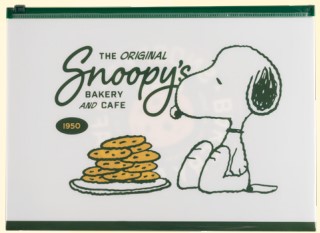 (62412) SOBRE PP C/ZIP A4 MOO SNOOPY - SOBRES - PLASTICO